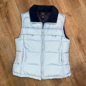 G.H. Bass & Co. Pale Blue Quilted Puffer Vest with Navy Collar size S